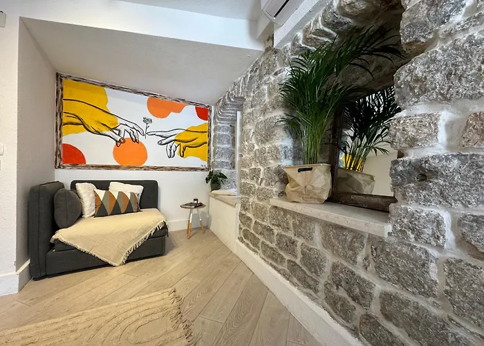 Stone Rose House